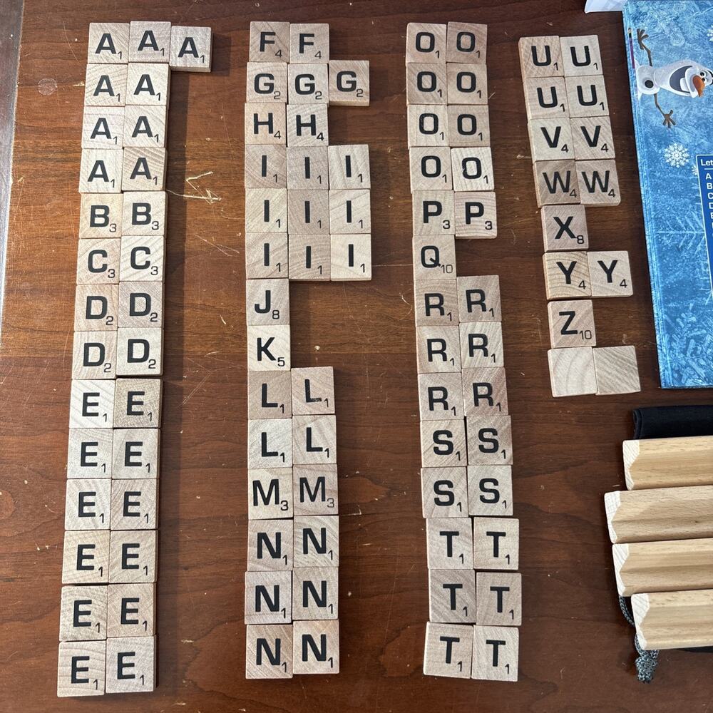 Disney Frozen Scrabble Word Game 2-Sided Board Letter Tile Matching Classic Toy - Picture 2 of 10